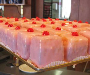 Punschkrapfen