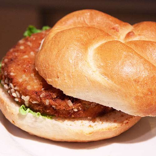 Semmel mit Gemüselaibchen Semmel mit Gemüselaibchen